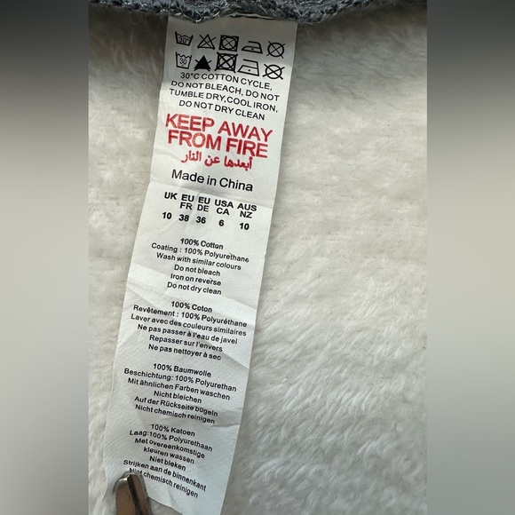 PrettyLittleThing Gray Corset  Bustier Sleeveless Simmering Crop Top - Picture 11 of 12